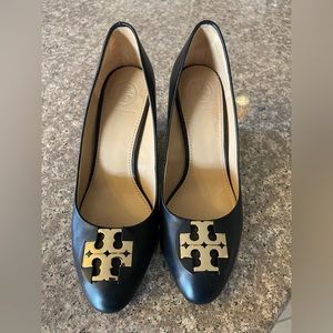 Tory Burch Wedge Shoes - Sz 5.5